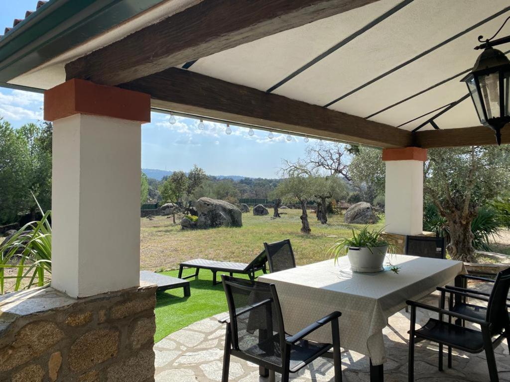 Lidenex Villa Guijo de Granadilla Exterior foto